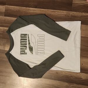 PUMA  Longsleeve  T-Shirt Green and White Size Large 14-16 Puma Logo